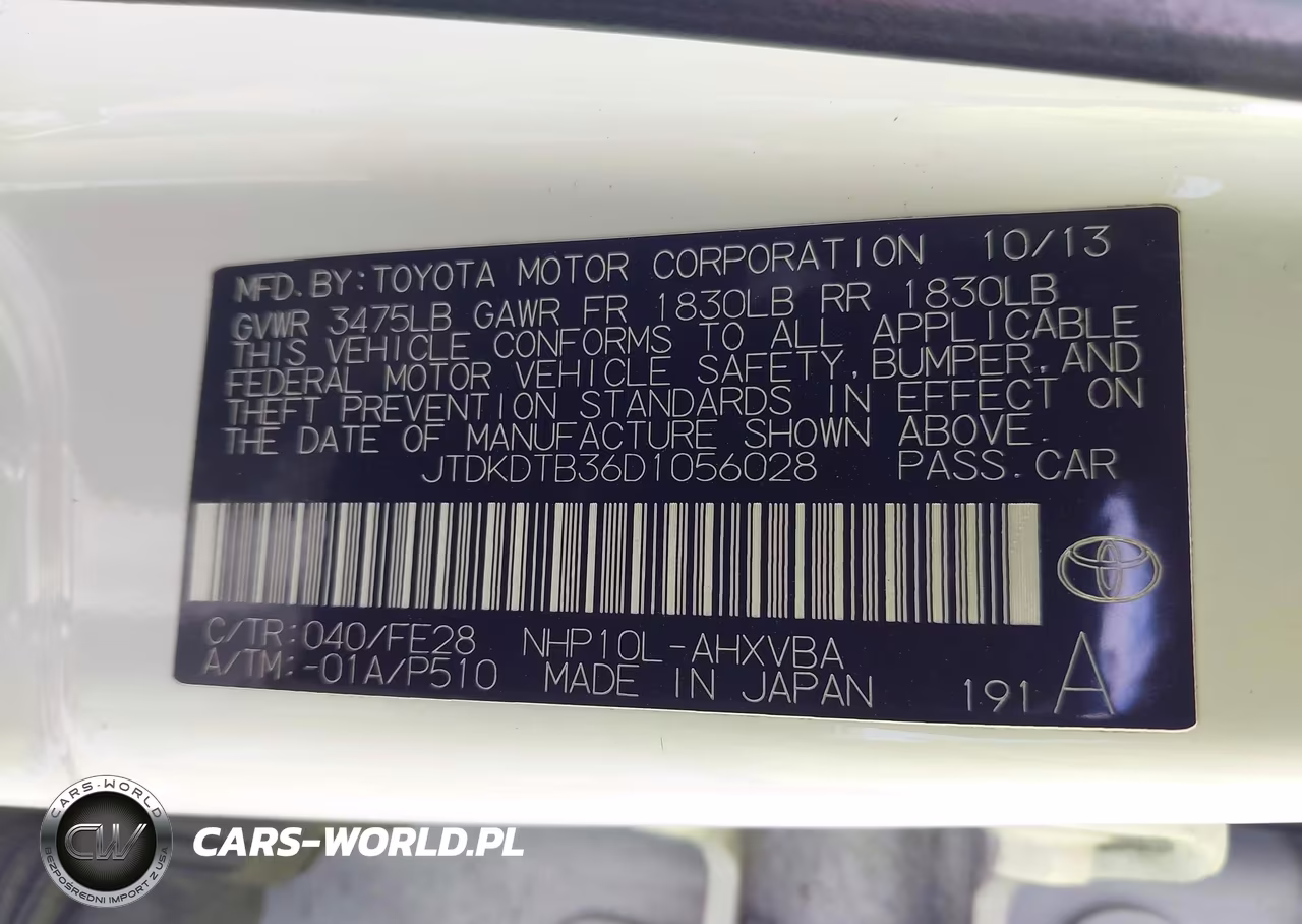 2013 Toyota Prius C One VIN:JTDKDTB36D1056028 - 9