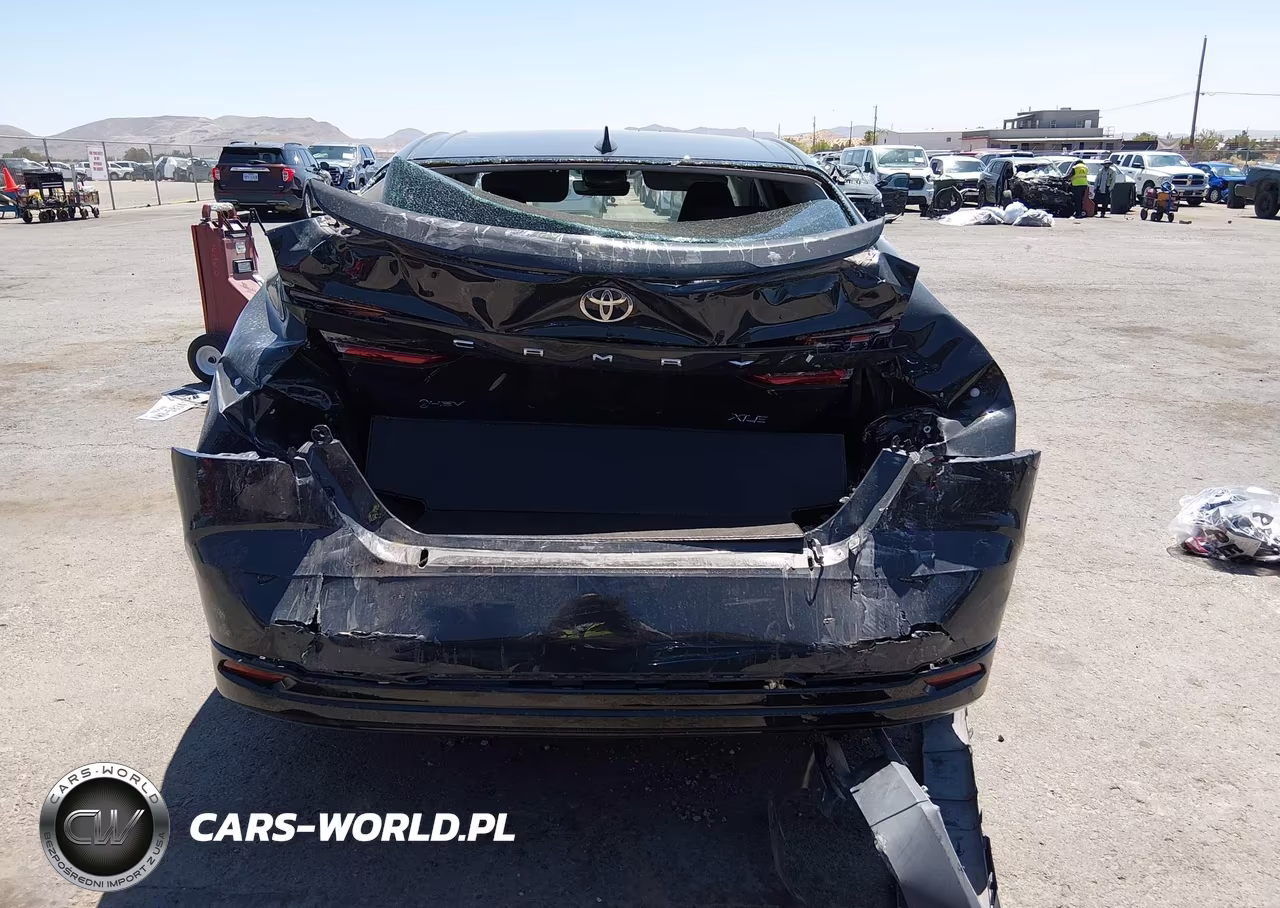 2026 Toyota Camry Xle VIN:4T1DAACK0TU723177 - 16