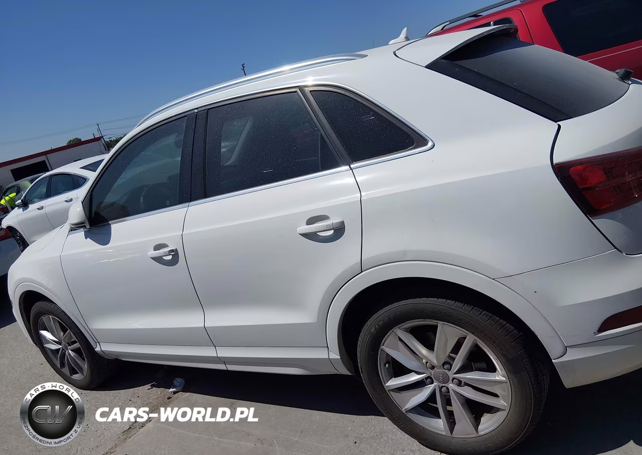 2016 Audi Q3 Premium Plus VIN:WA1BFCFS3GR011091 - 14