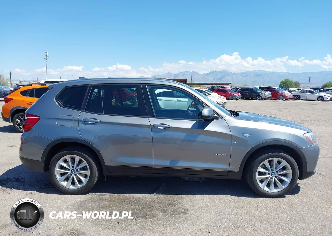 2017 BMW X3 xDrive28I VIN:5UXWX9C34H0T22697 - 13