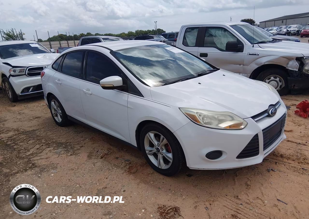2014 Ford Focus Se VIN:1FADP3F28EL445590 - 1