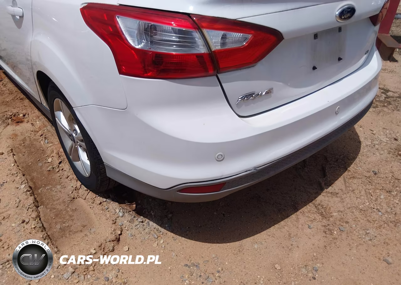 2014 Ford Focus Se VIN:1FADP3F28EL445590 - 6