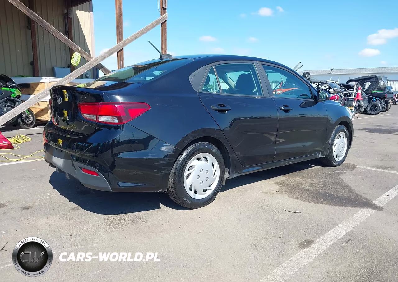 2018 Kia Rio Lx VIN:3KPA24AB3JE071305 - 4