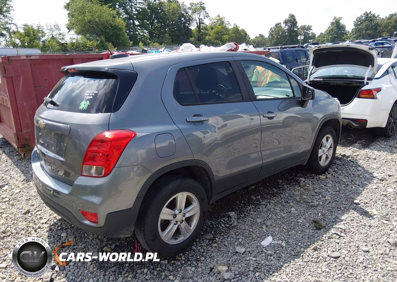 2020 Chevrolet Trax Awd Ls VIN:3GNCJNSB6LL280401 - 4