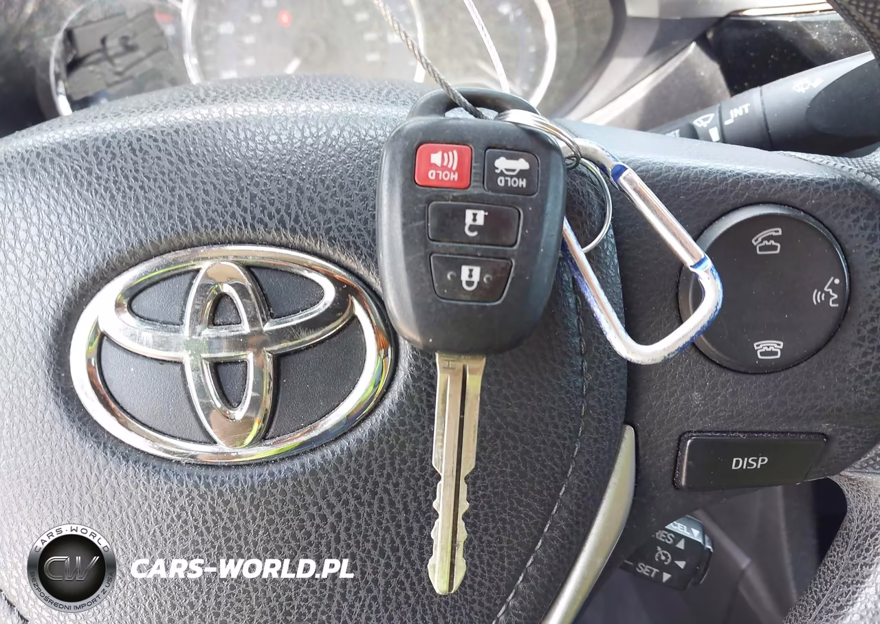 2015 Toyota Corolla Le Plus VIN:5YFBURHE3FP227294 - 11