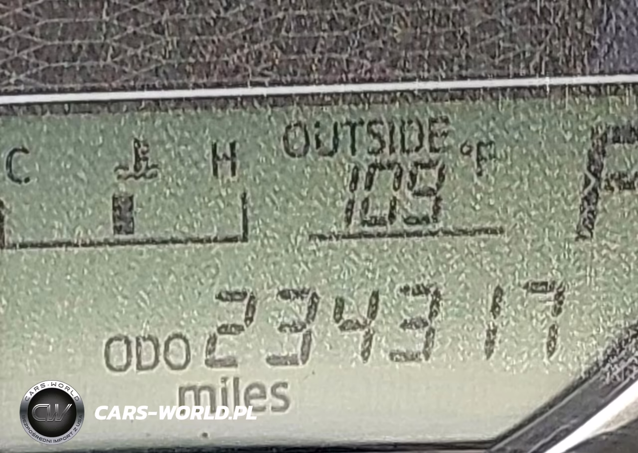 2015 Toyota Corolla Le Plus VIN:5YFBURHE3FP227294 - 16