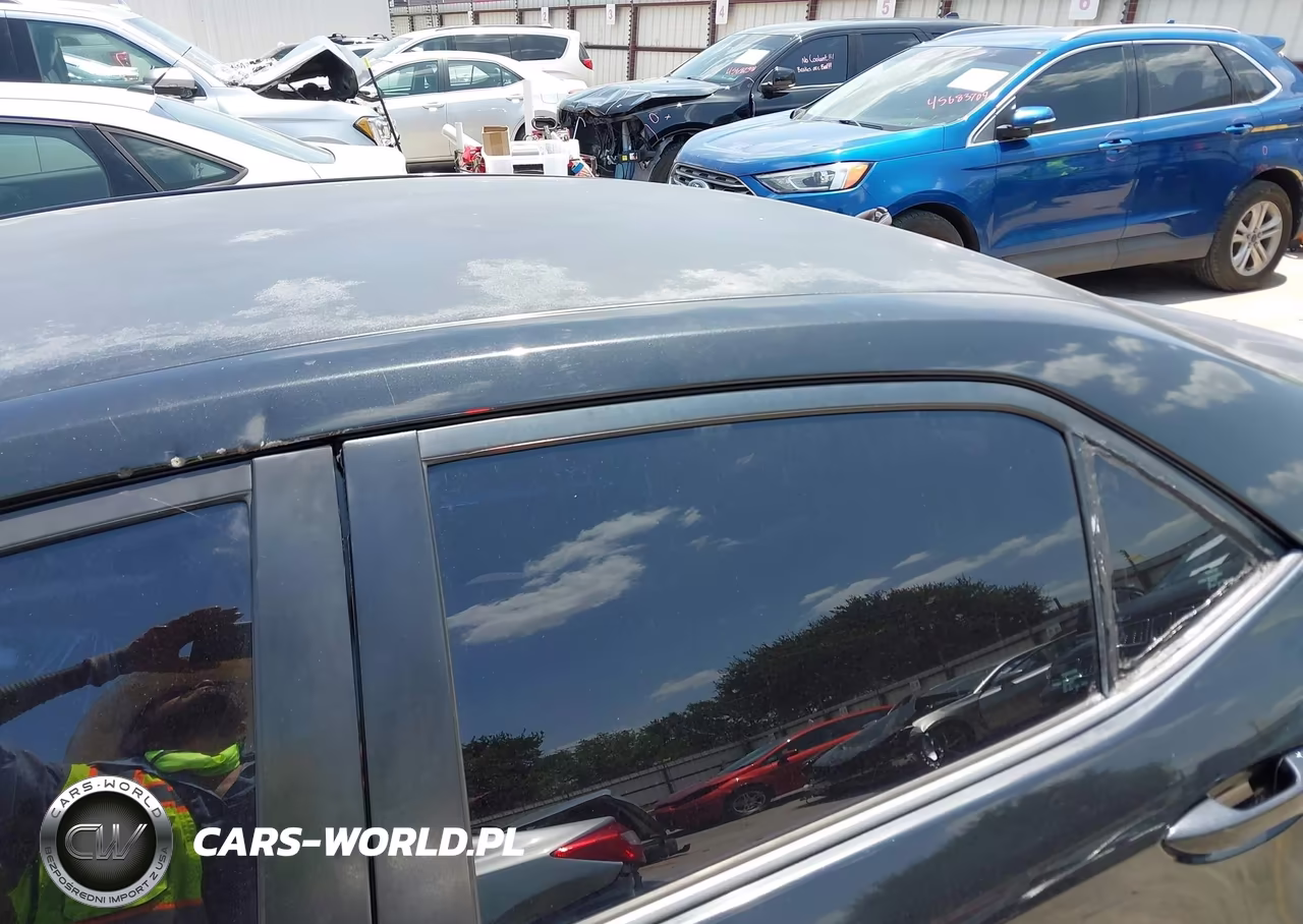 2015 Toyota Corolla Le Plus VIN:5YFBURHE3FP227294 - 19