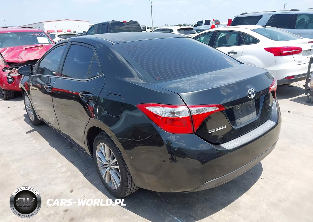 2015 Toyota Corolla Le Plus VIN:5YFBURHE3FP227294 - 3