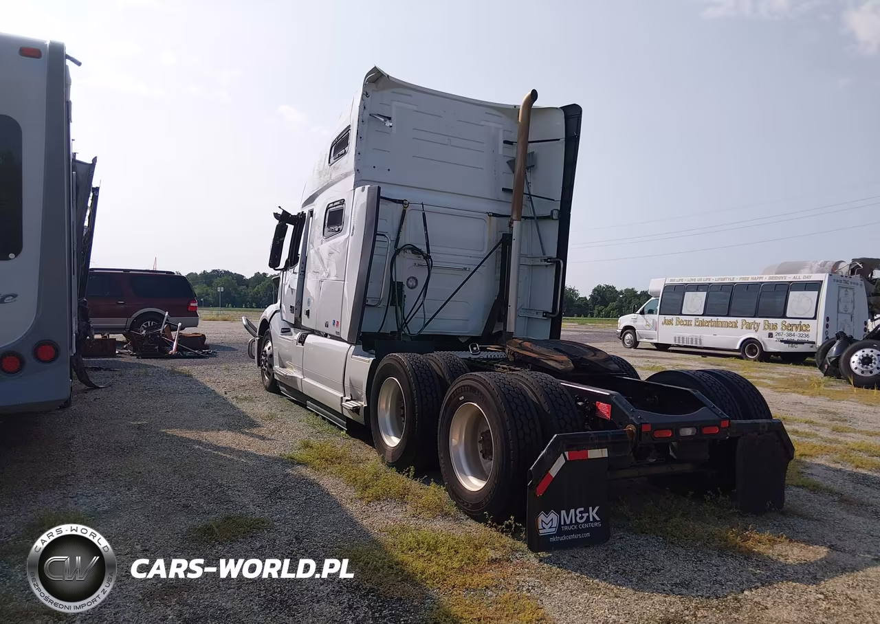 2023 Volvo Vnl VIN:4V4NC9EH1PN615884 - 3