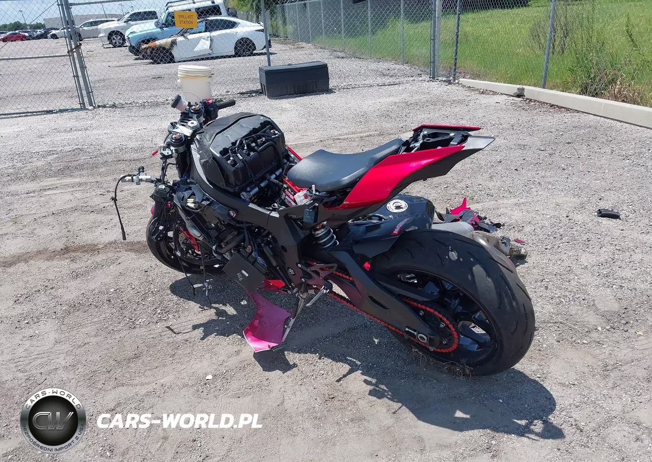 2024 Yamaha Yzfr1 VIN:JYARN66E3RA004836 - 3