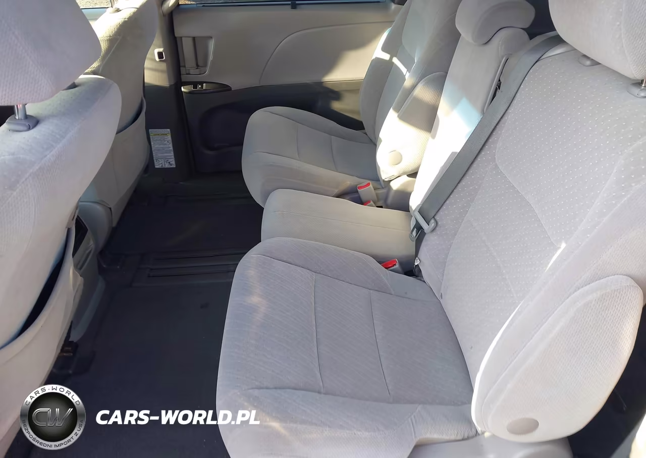 2017 Toyota Sienna Le 8 Passenger VIN:5TDKZ3DC1HS839703 - 8