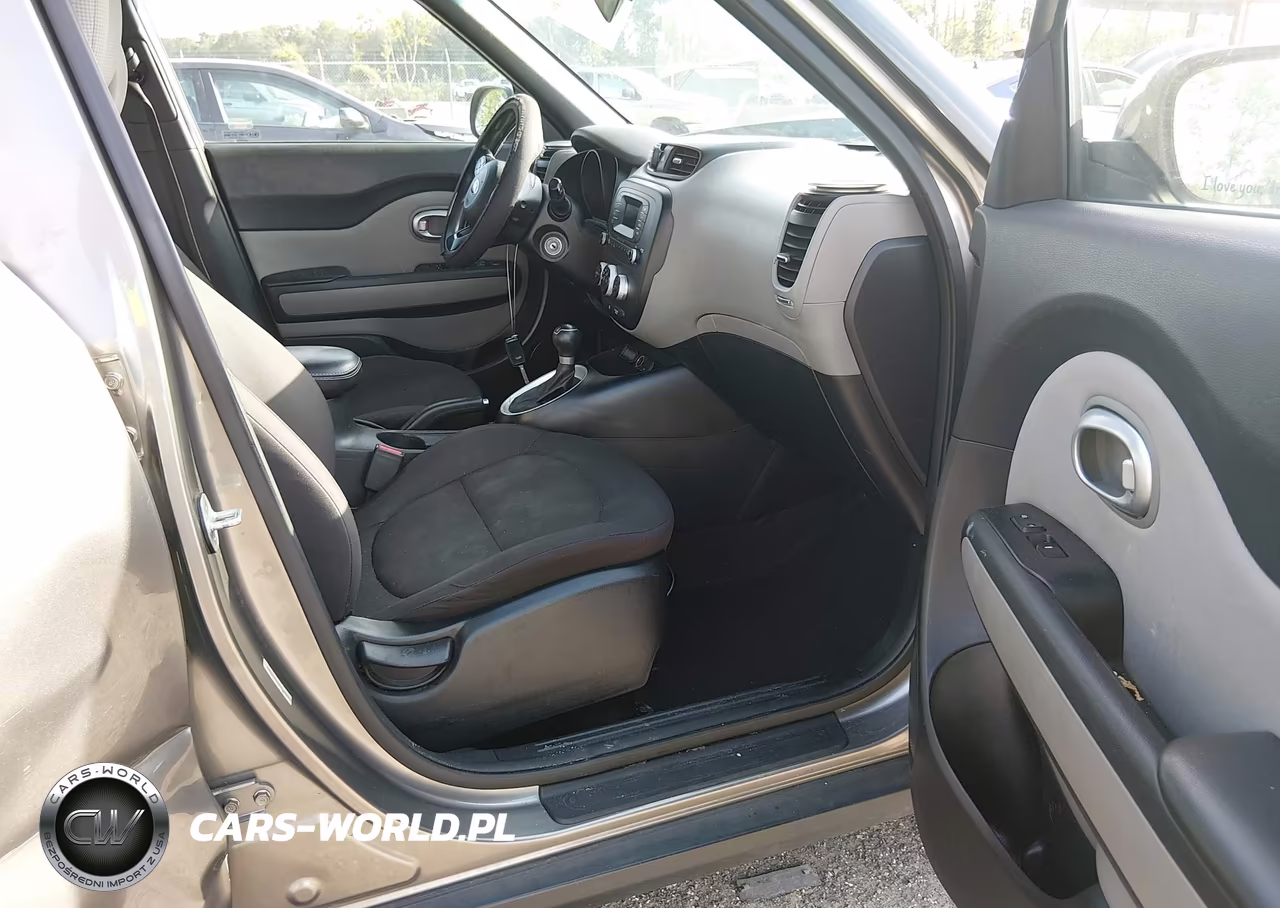 2015 Kia Soul VIN:KNDJN2A23F7181063 - 5