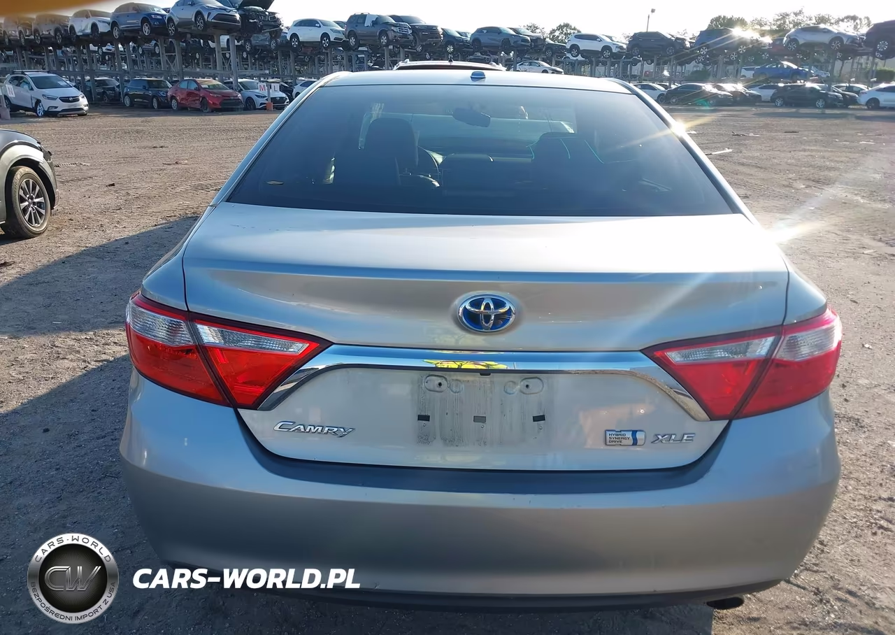 2016 Toyota Camry Hybrid Xle VIN:4T1BD1FKXGU188424 - 17