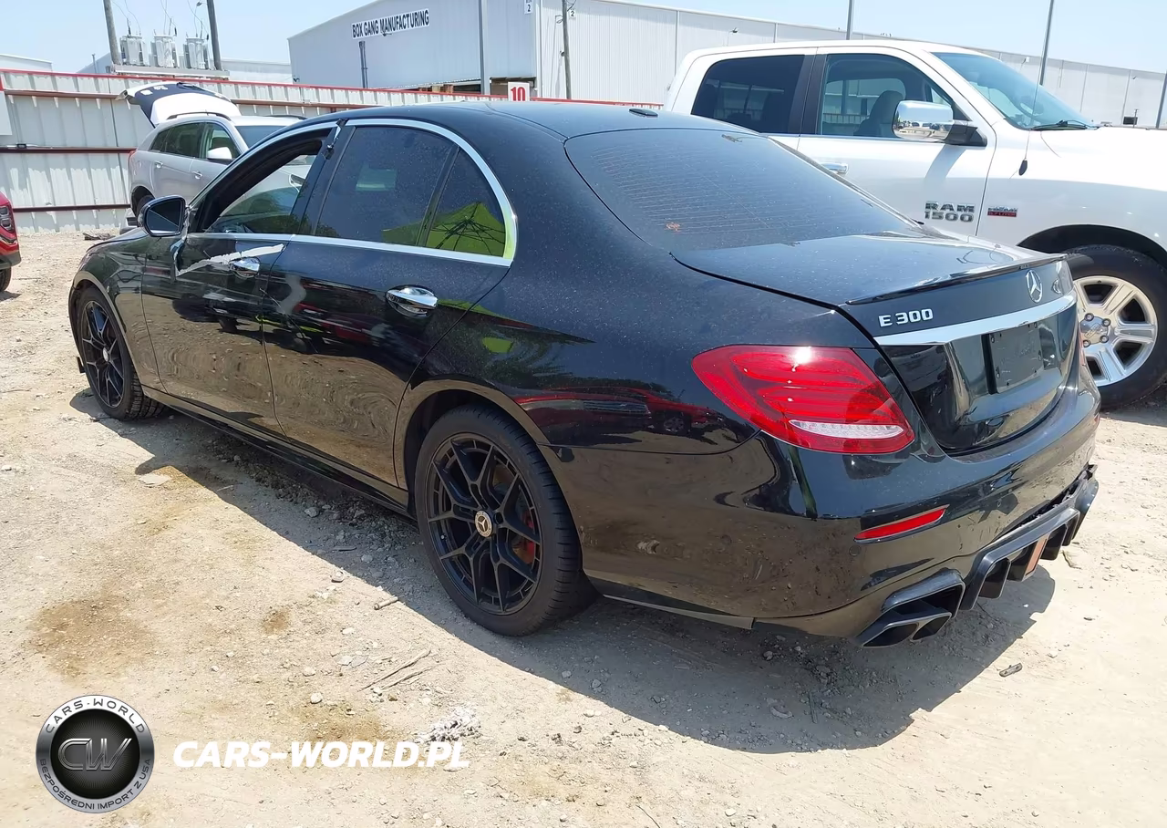 2017 Mercedes-Benz E 300 VIN:WDDZF4JB9HA157082 - 3