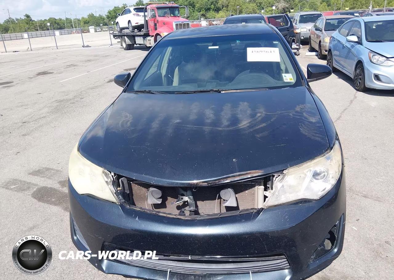 2014 Toyota Camry Le VIN:4T4BF1FK0ER380447 - 12
