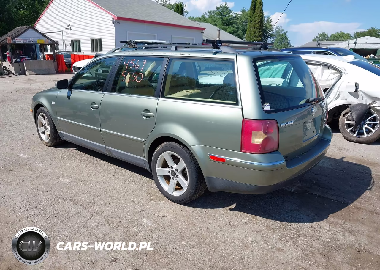2004 Volkswagen Passat Glx VIN:WVWYH63B74E066629 - 3