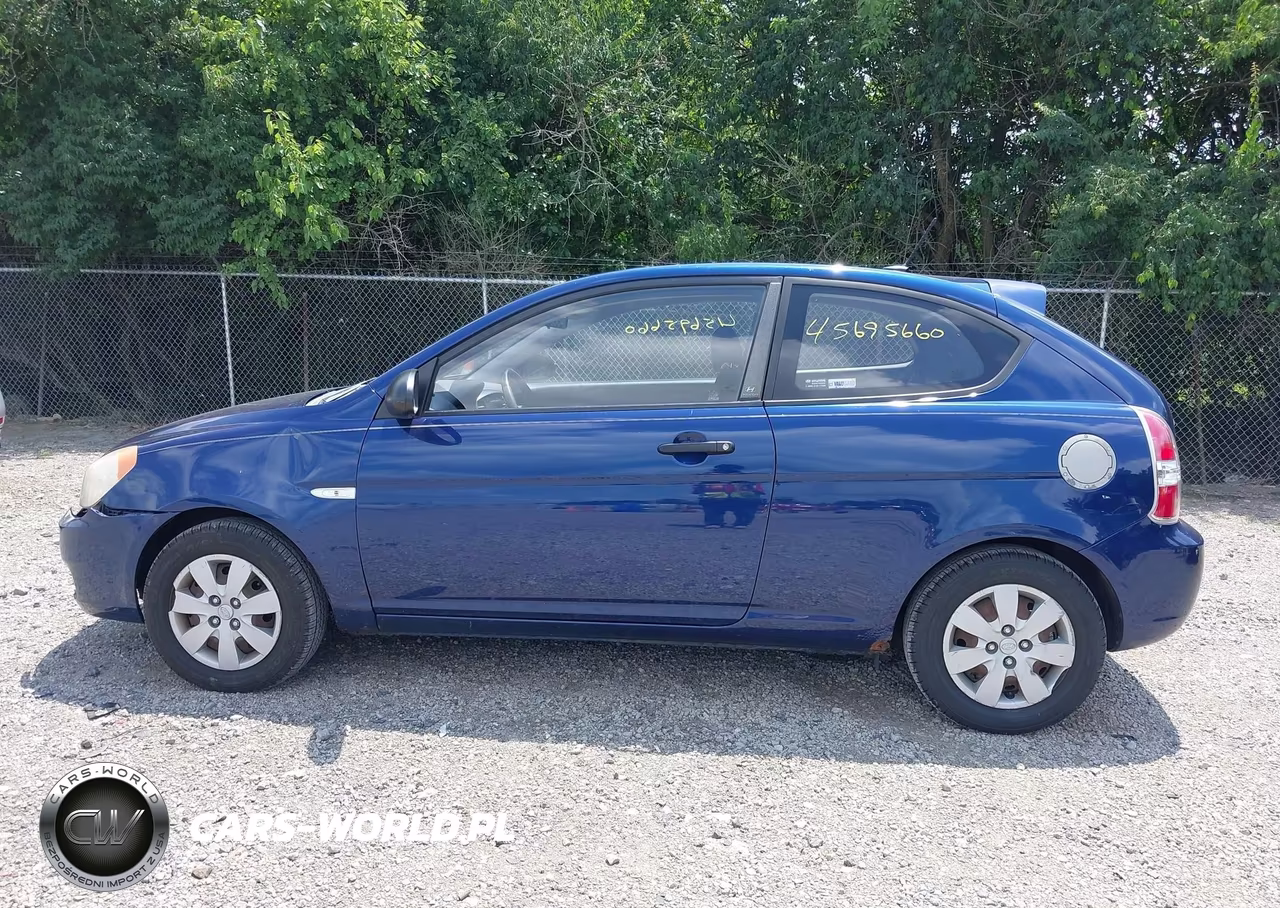 2008 Hyundai Accent Gs VIN:KMHCM36CX8U082890 - 14