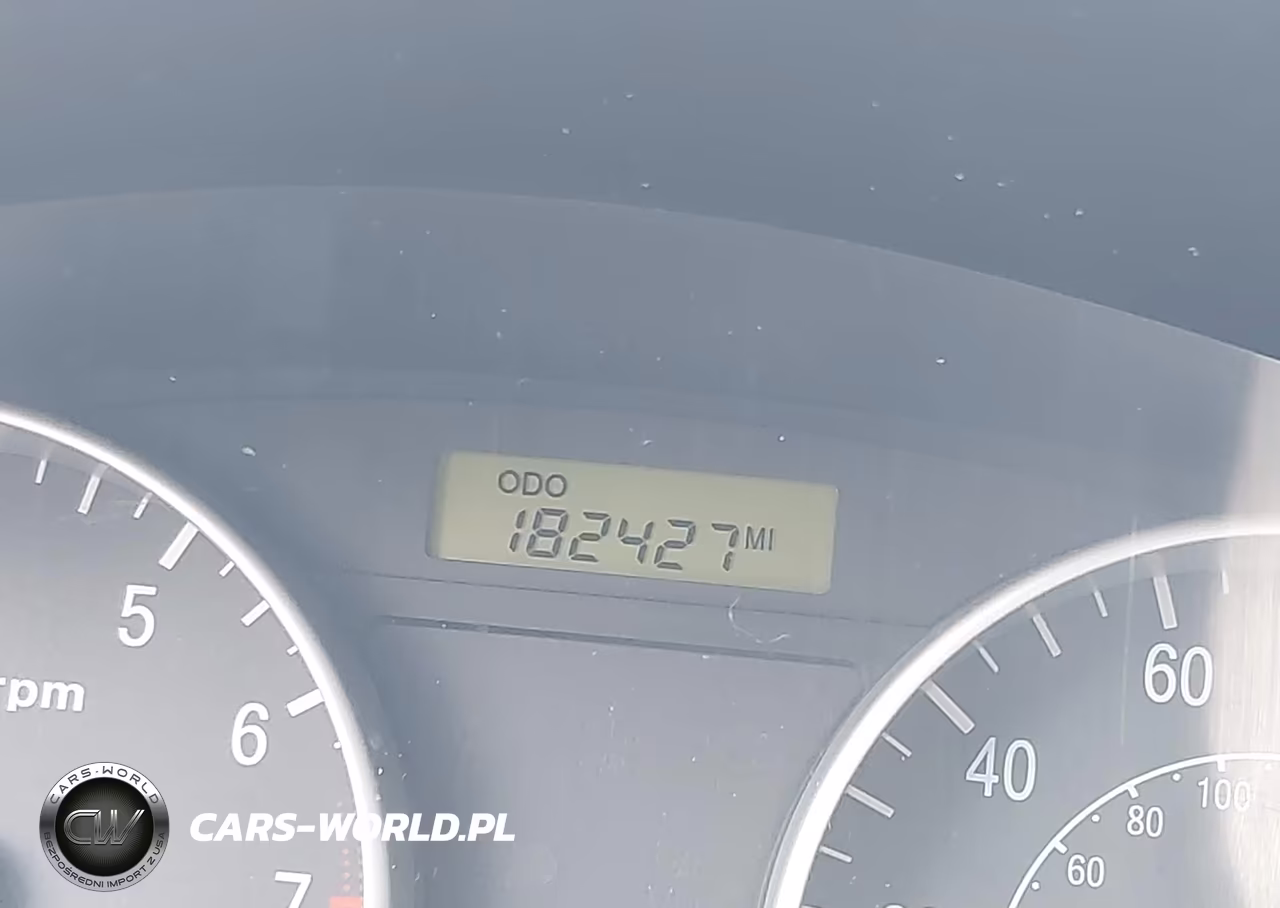 2008 Hyundai Accent Gs VIN:KMHCM36CX8U082890 - 15
