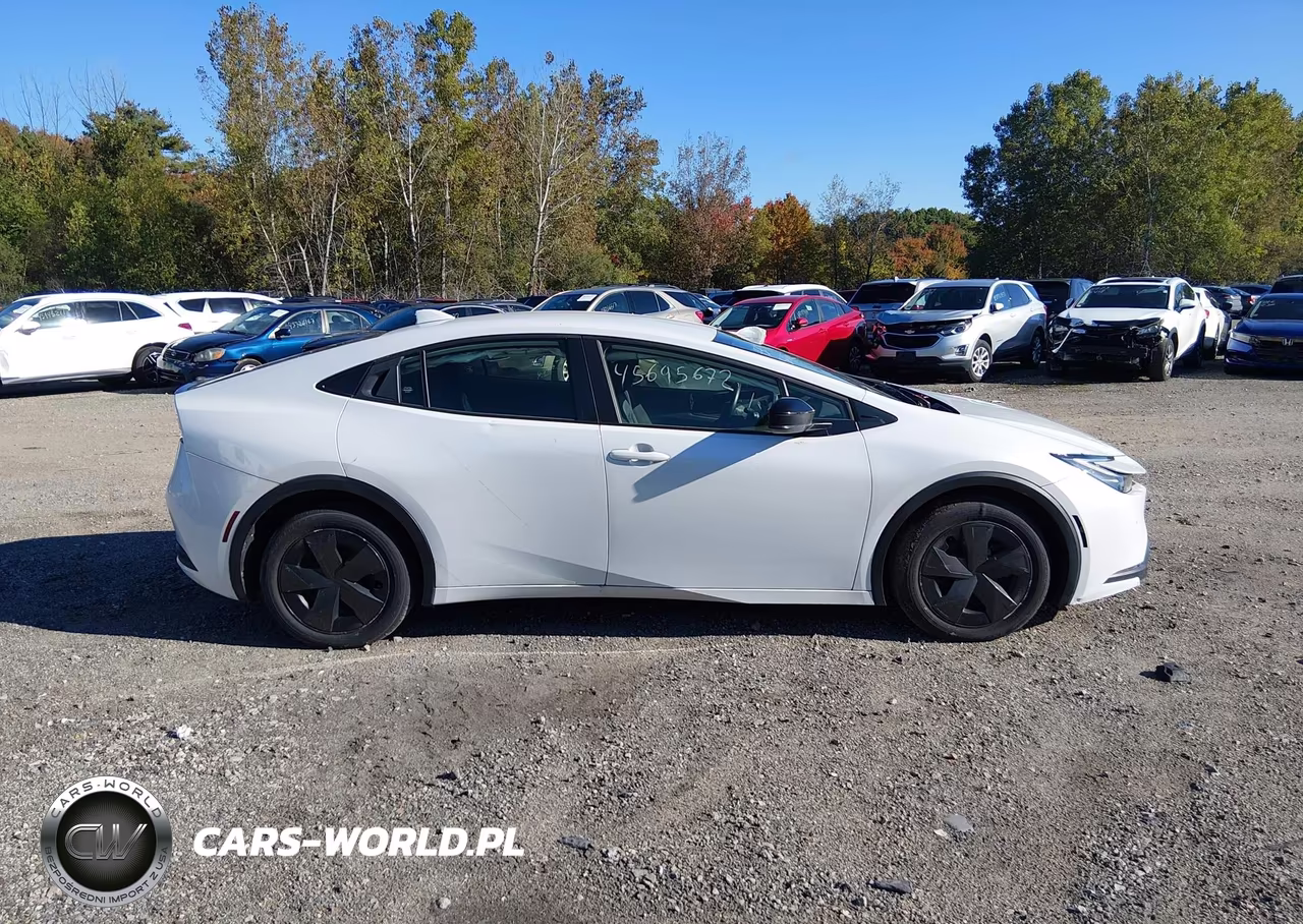 2023 Toyota Prius Le Awd-E VIN:JTDADABU5P3003368 - 13