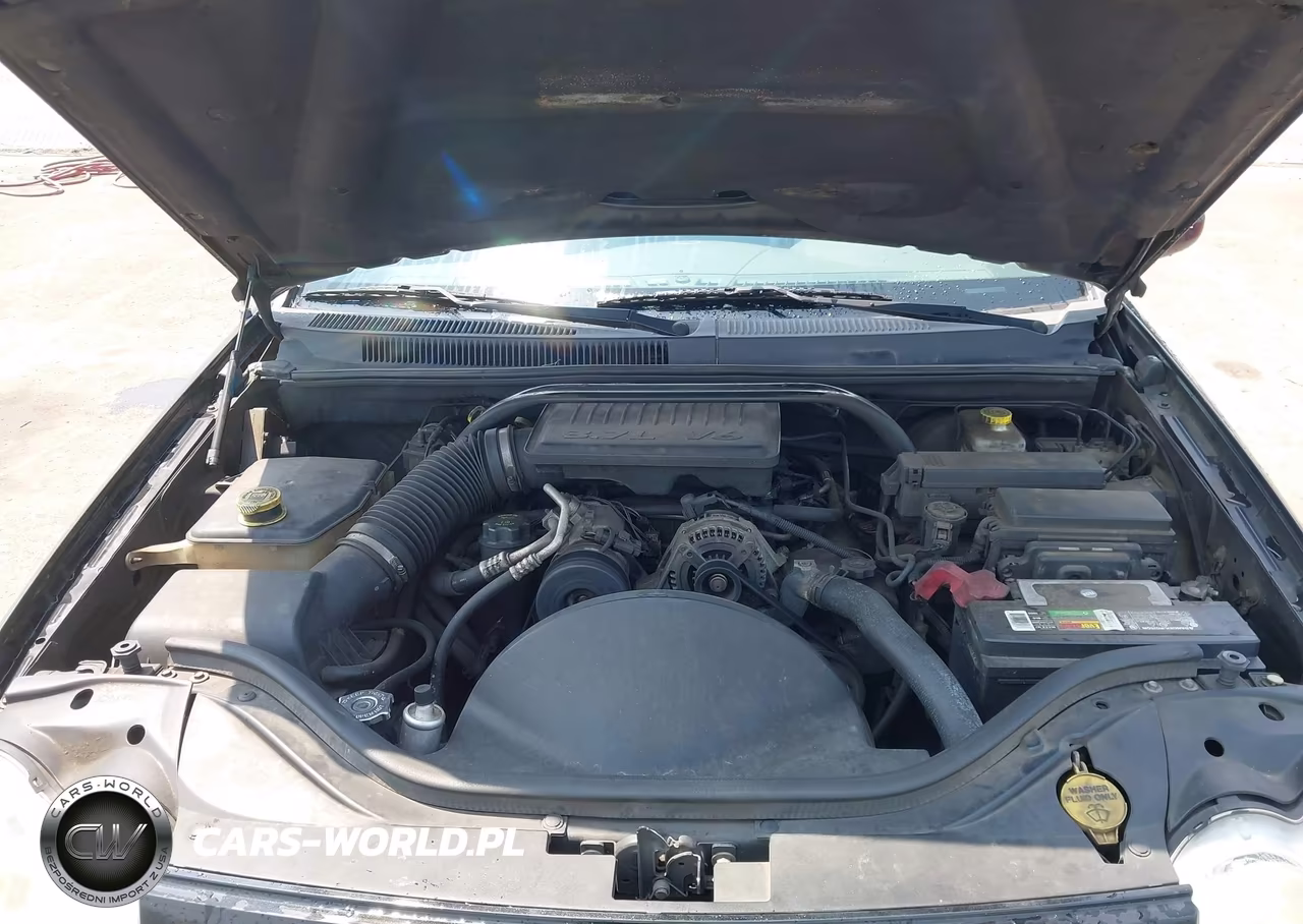2005 Jeep Grand Cherokee Laredo VIN:1J4GS48K55C610031 - 10
