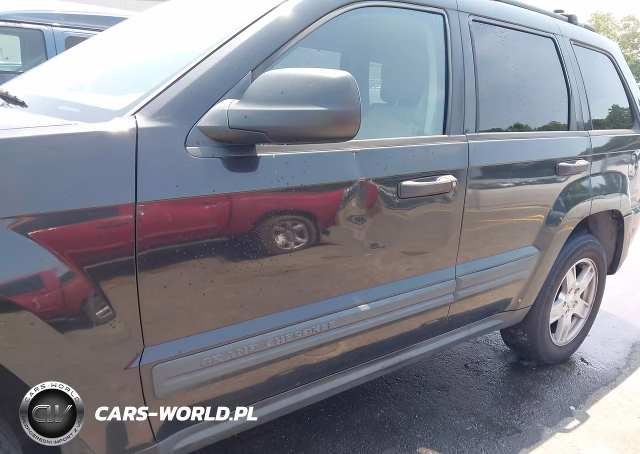 2005 Jeep Grand Cherokee Laredo VIN:1J4GS48K55C610031 - 13