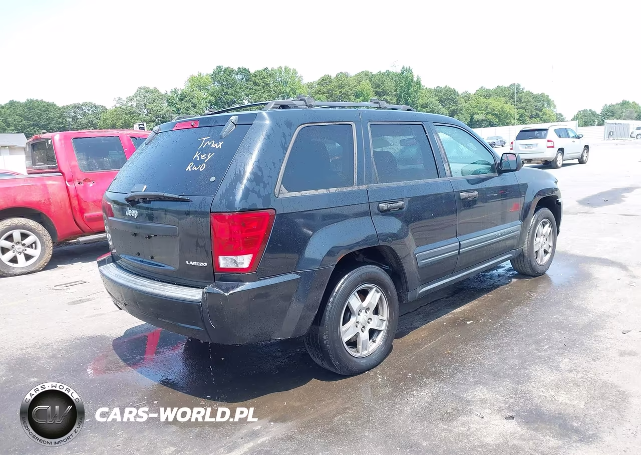 2005 Jeep Grand Cherokee Laredo VIN:1J4GS48K55C610031 - 4