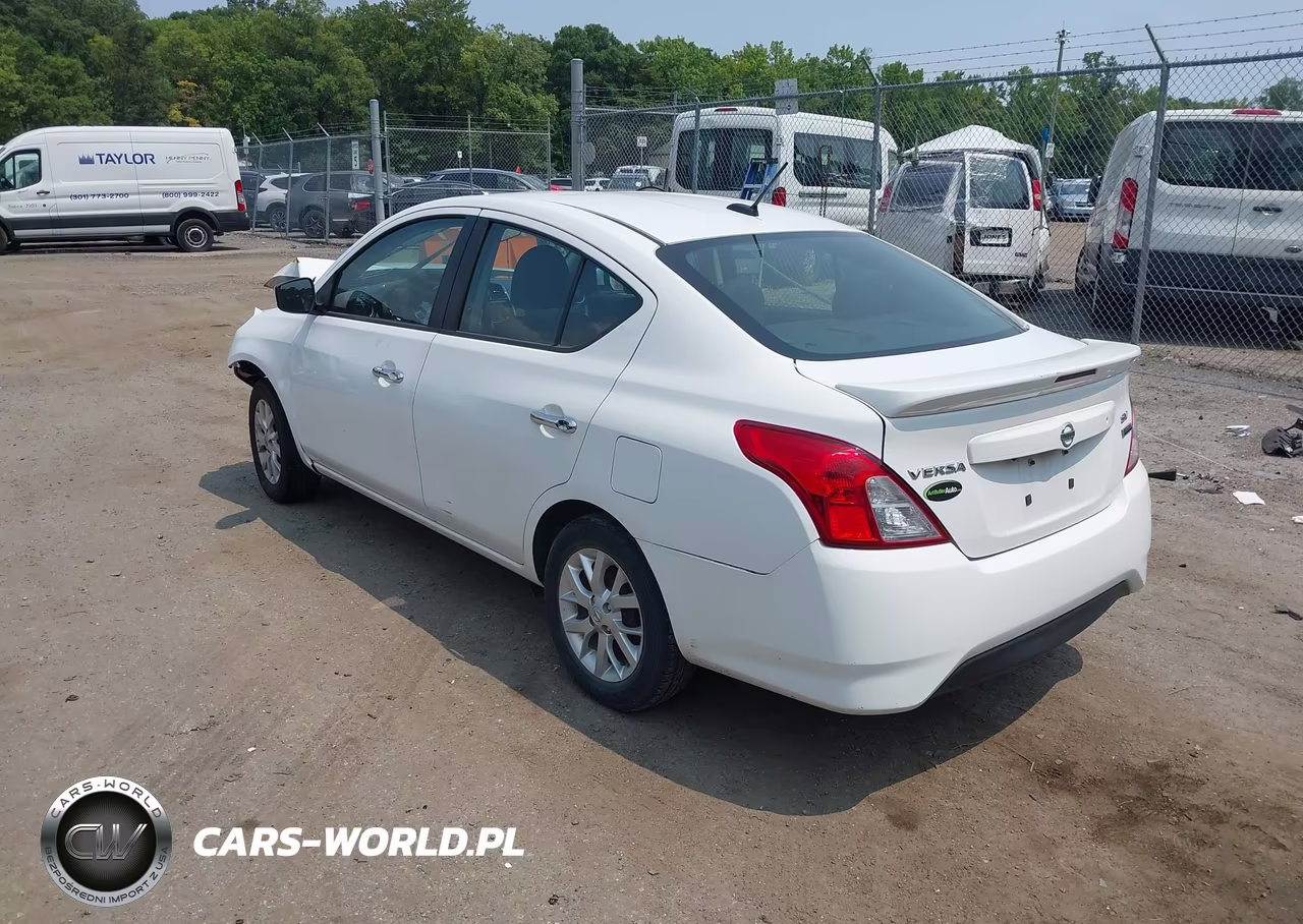 2018 Nissan Versa 1.6 Sv VIN:3N1CN7AP7JL818917 - 3