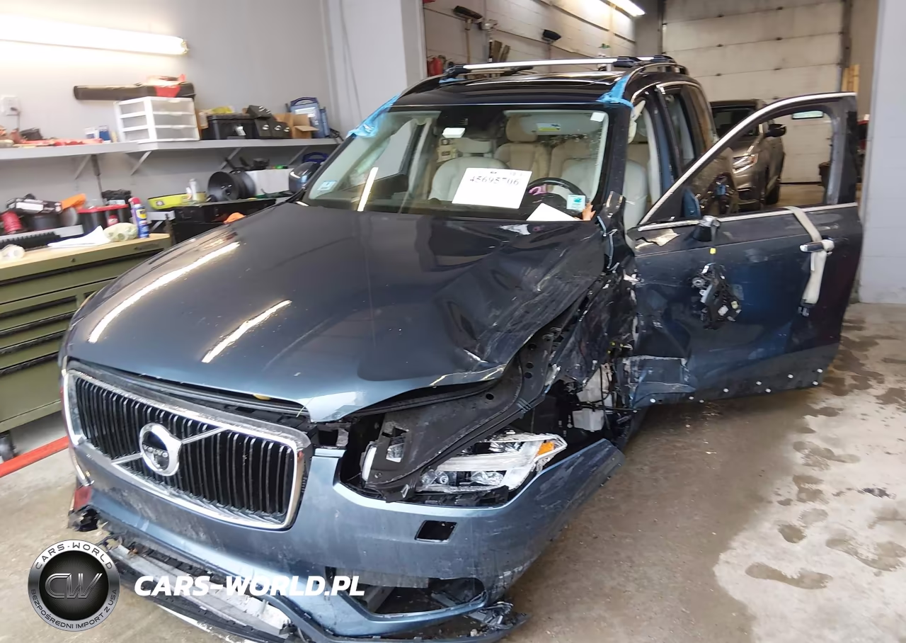 2018 Volvo Xc90 T6 Momentum VIN:YV4A22PK6J1209902 - 2