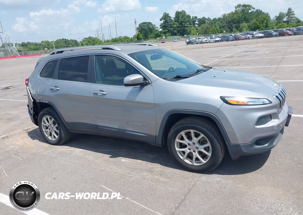 2015 Jeep Cherokee Latitude VIN:1C4PJMCS1FW525087 - 12
