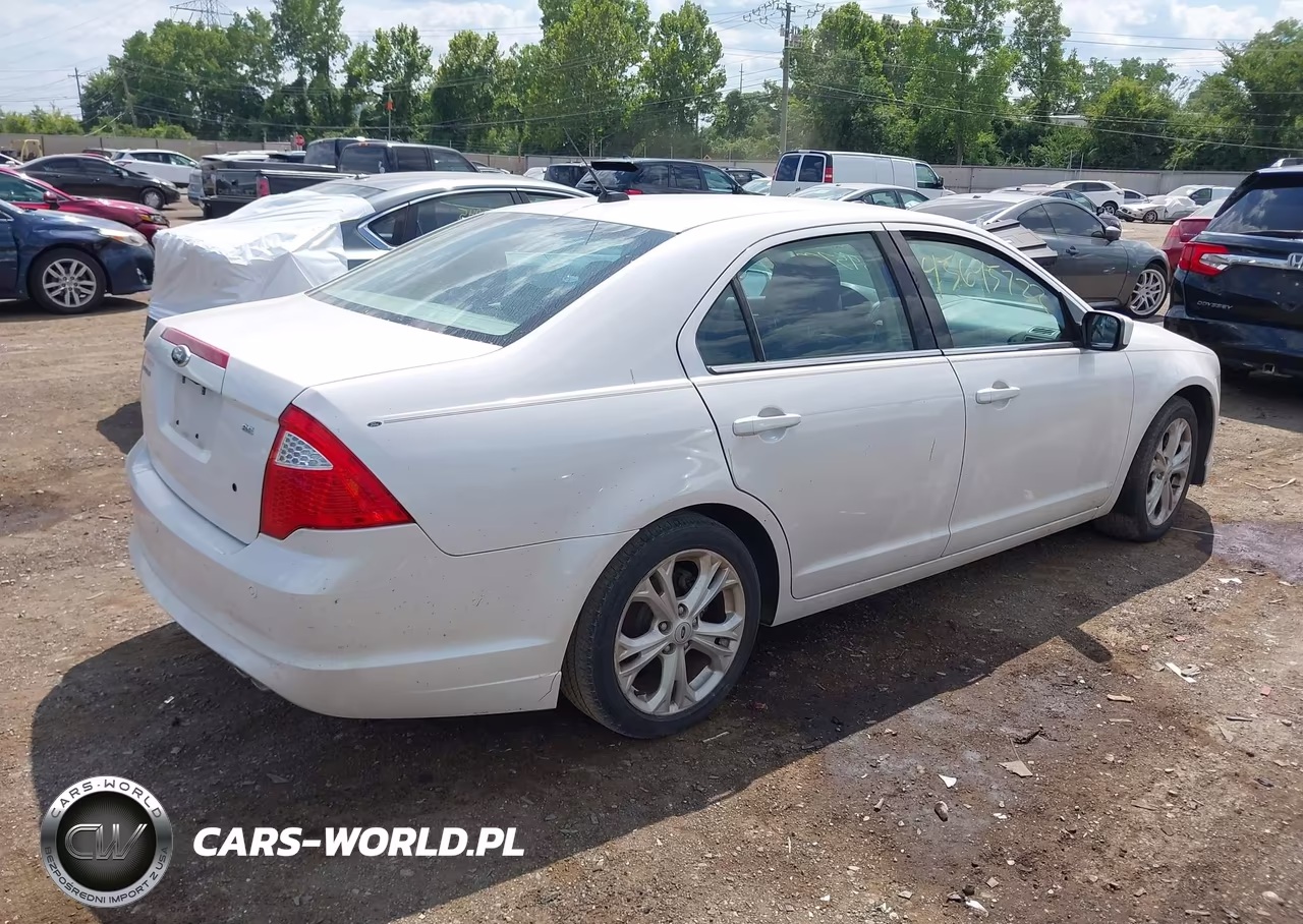 2012 Ford Fusion Se VIN:3FAHP0HA2CR353815 - 4