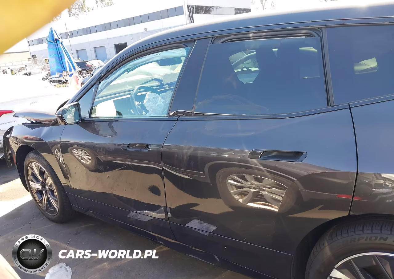 2026 BMW Ix xDrive45 VIN:WB543CF00TCW76142 - 15