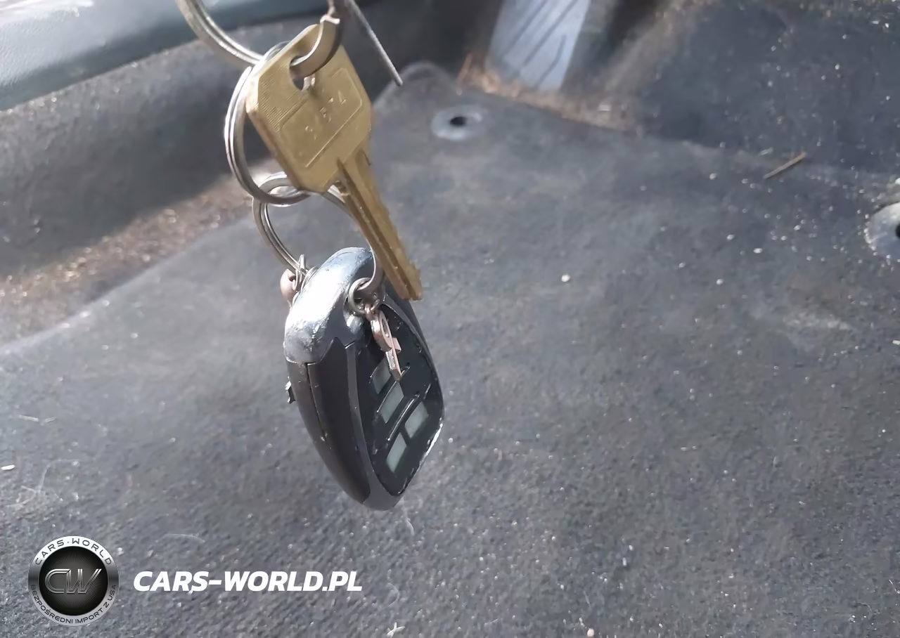 2019 Chevrolet Cruze Premier VIN:1G1BF5SM8K7100693 - 11