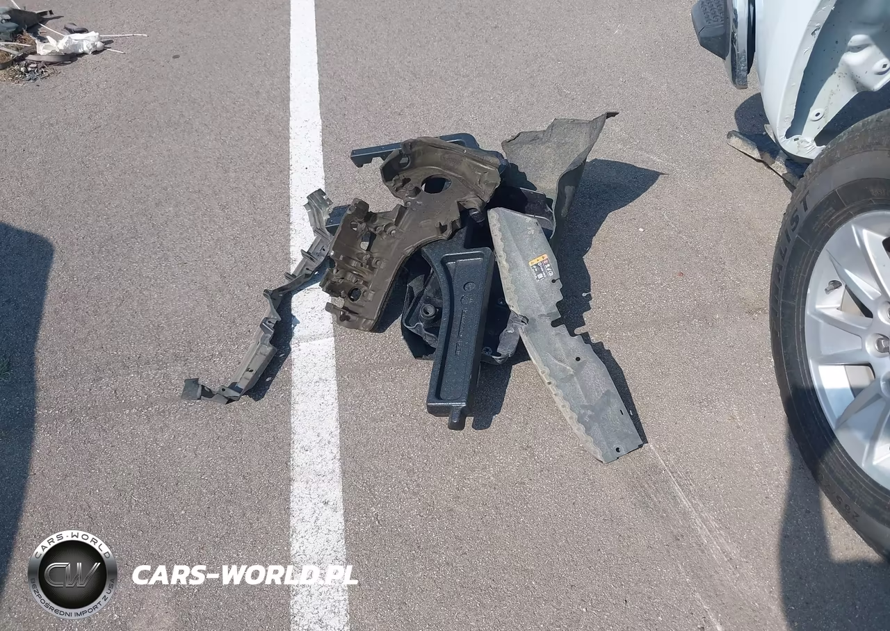 2019 Chevrolet Cruze Premier VIN:1G1BF5SM8K7100693 - 12