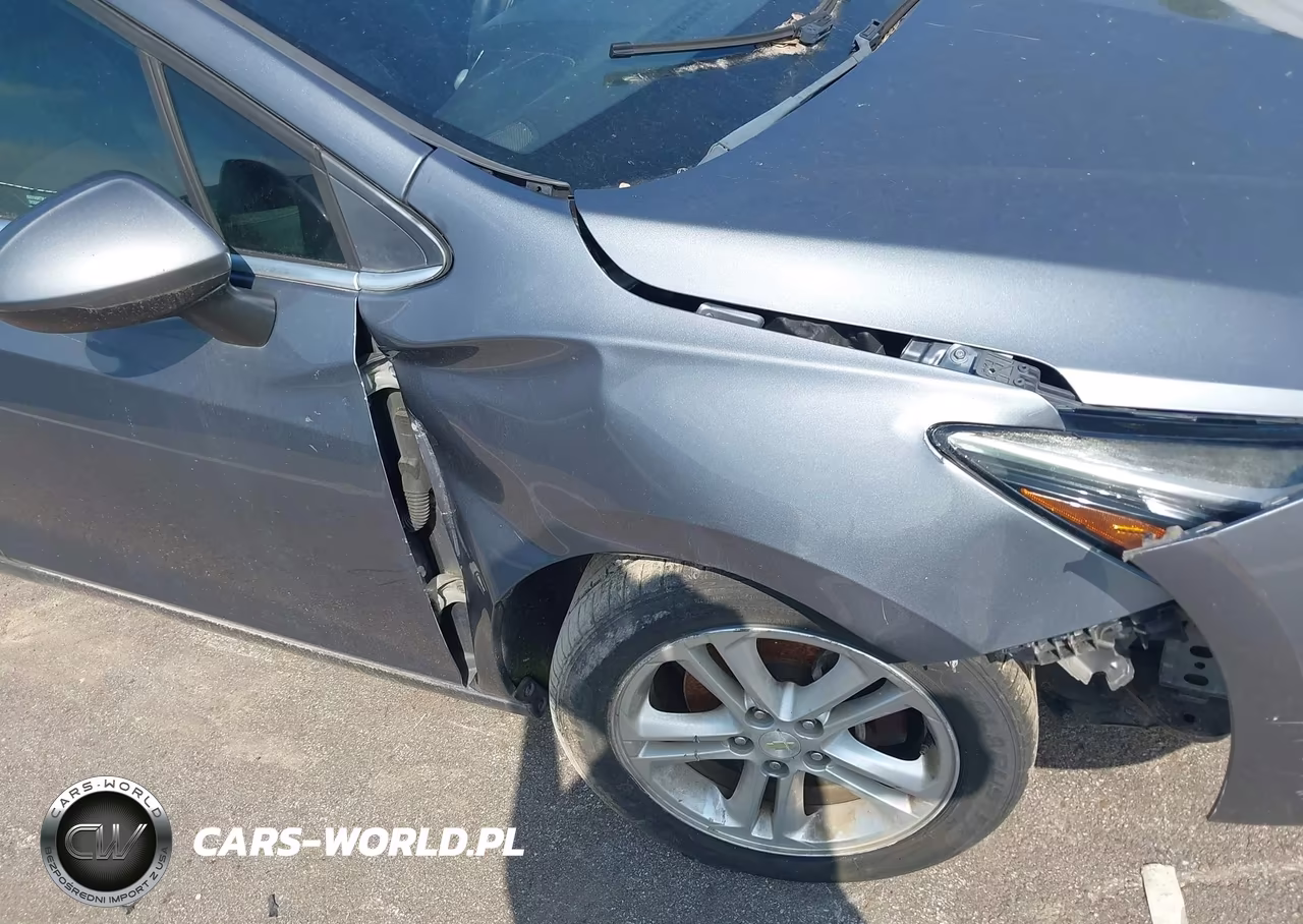 2019 Chevrolet Cruze Premier VIN:1G1BF5SM8K7100693 - 21