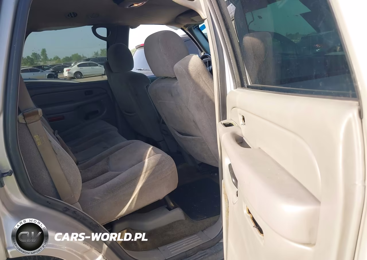 2004 Chevrolet Tahoe Ls VIN:1GNEC13Z54R114100 - 8