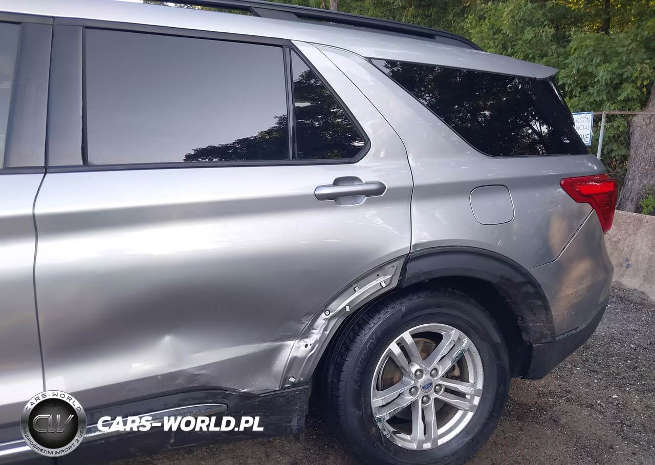 2020 Ford Explorer Xlt VIN:1FMSK8DHXLGC77635 - 6