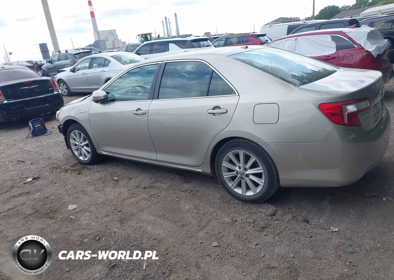 2014 Toyota Camry Hybrid Xle VIN:4T1BD1FK6EU130095 - 14