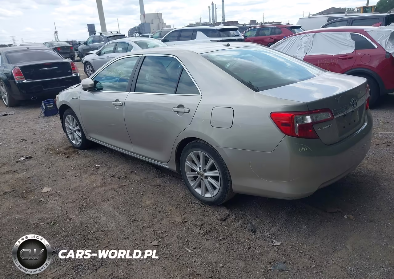 2014 Toyota Camry Hybrid Xle VIN:4T1BD1FK6EU130095 - 3