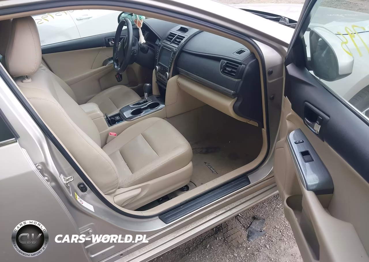 2014 Toyota Camry Hybrid Xle VIN:4T1BD1FK6EU130095 - 5