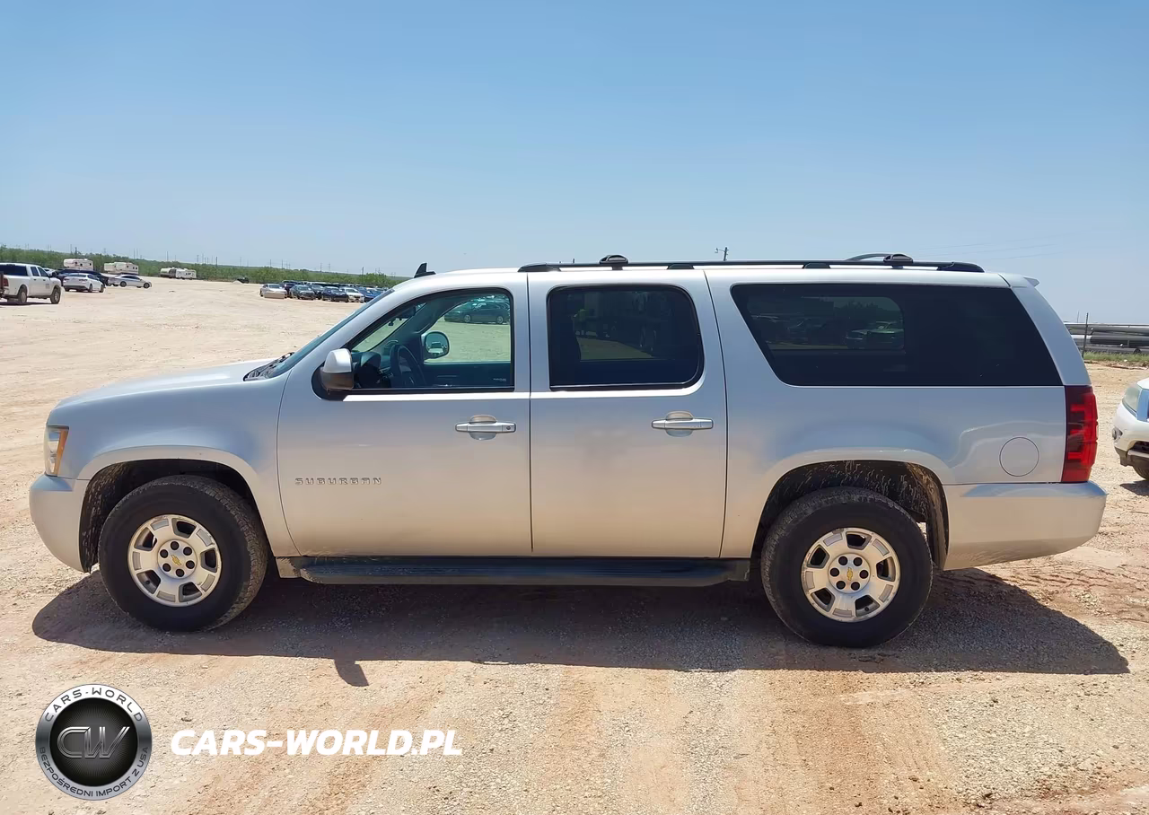 2013 Chevrolet Suburban Ls VIN:1GNSCHE09DR231804 - 14