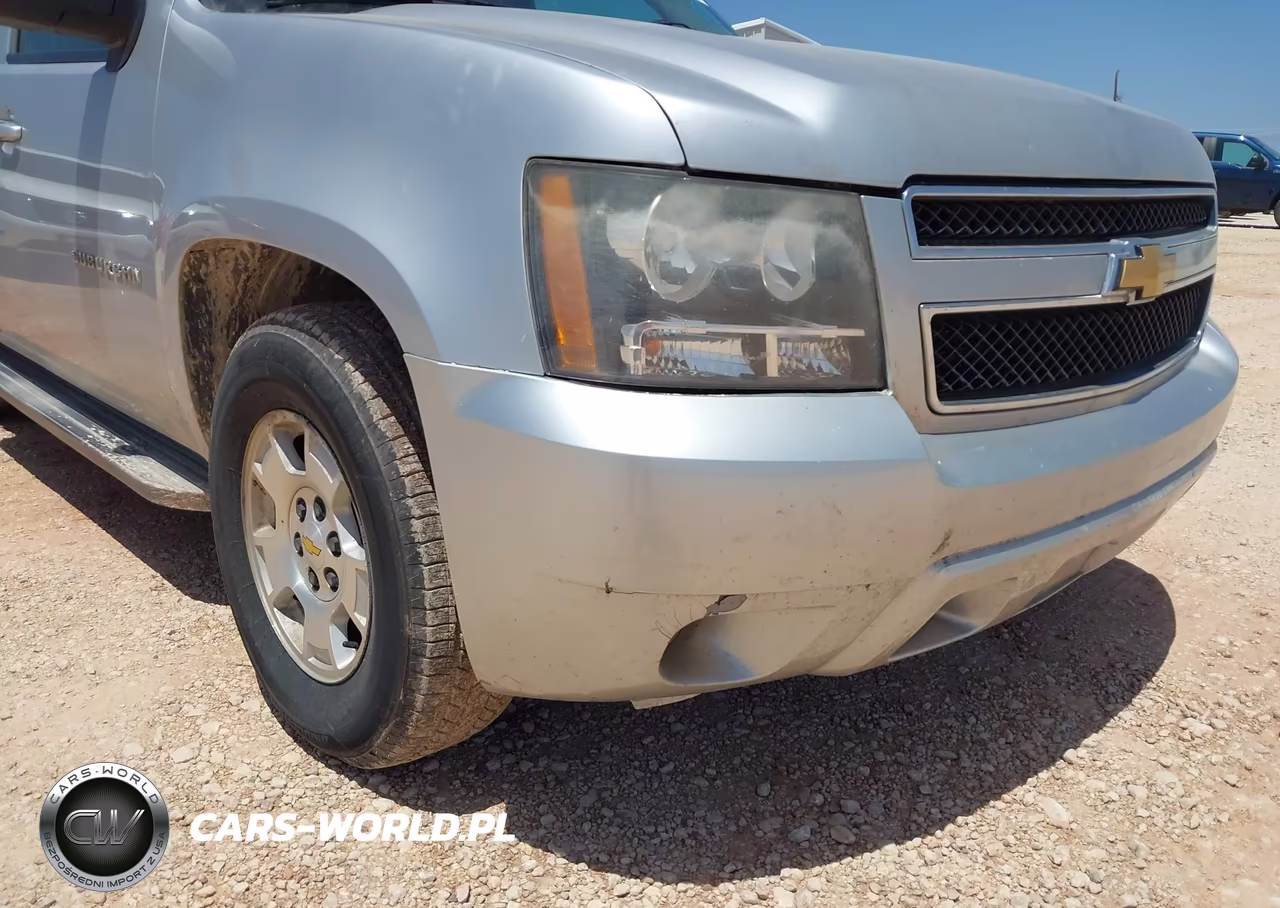 2013 Chevrolet Suburban Ls VIN:1GNSCHE09DR231804 - 17