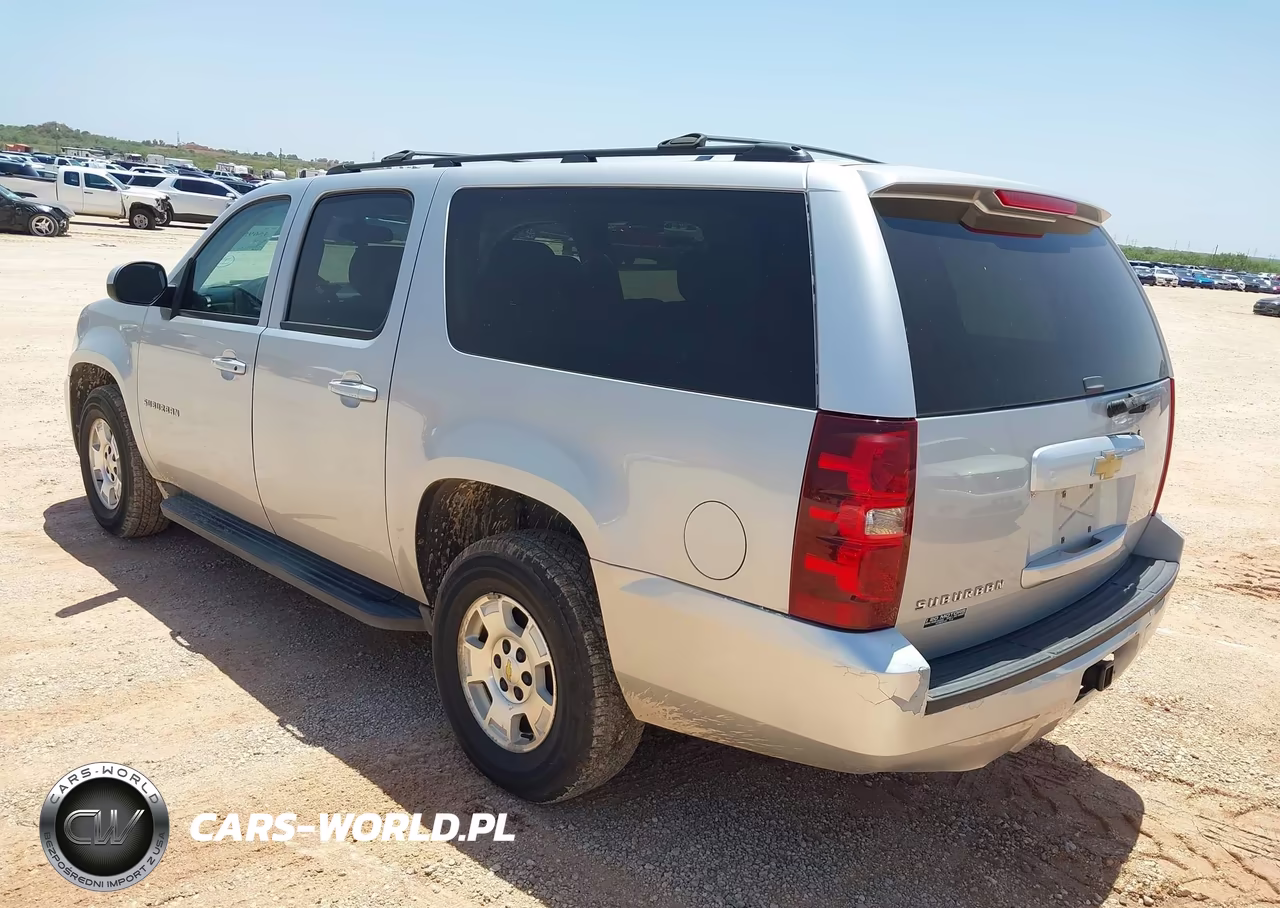 2013 Chevrolet Suburban Ls VIN:1GNSCHE09DR231804 - 3
