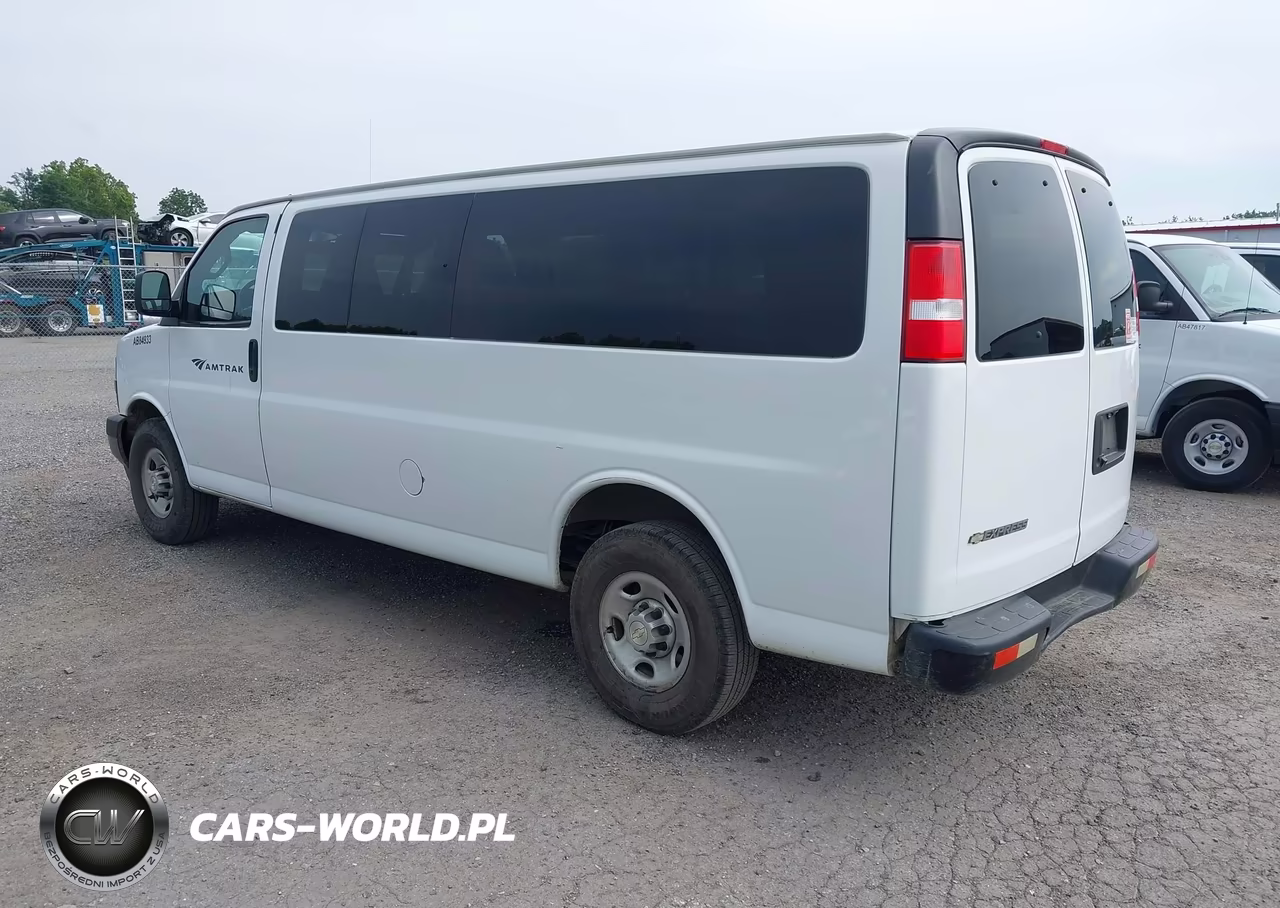 2022 Chevrolet Express Passenger Rwd 3500 Extended Wheelbase Ls VIN:1GAZGNFP9N1140353 - 3
