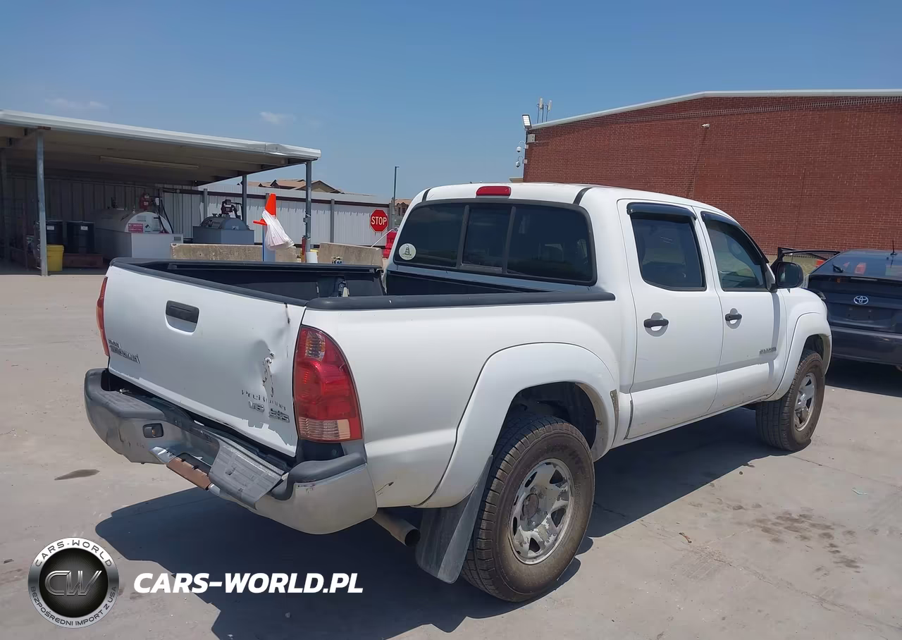 2007 Toyota Tacoma Prerunner V6 VIN:5TEJU62N57Z334541 - 4