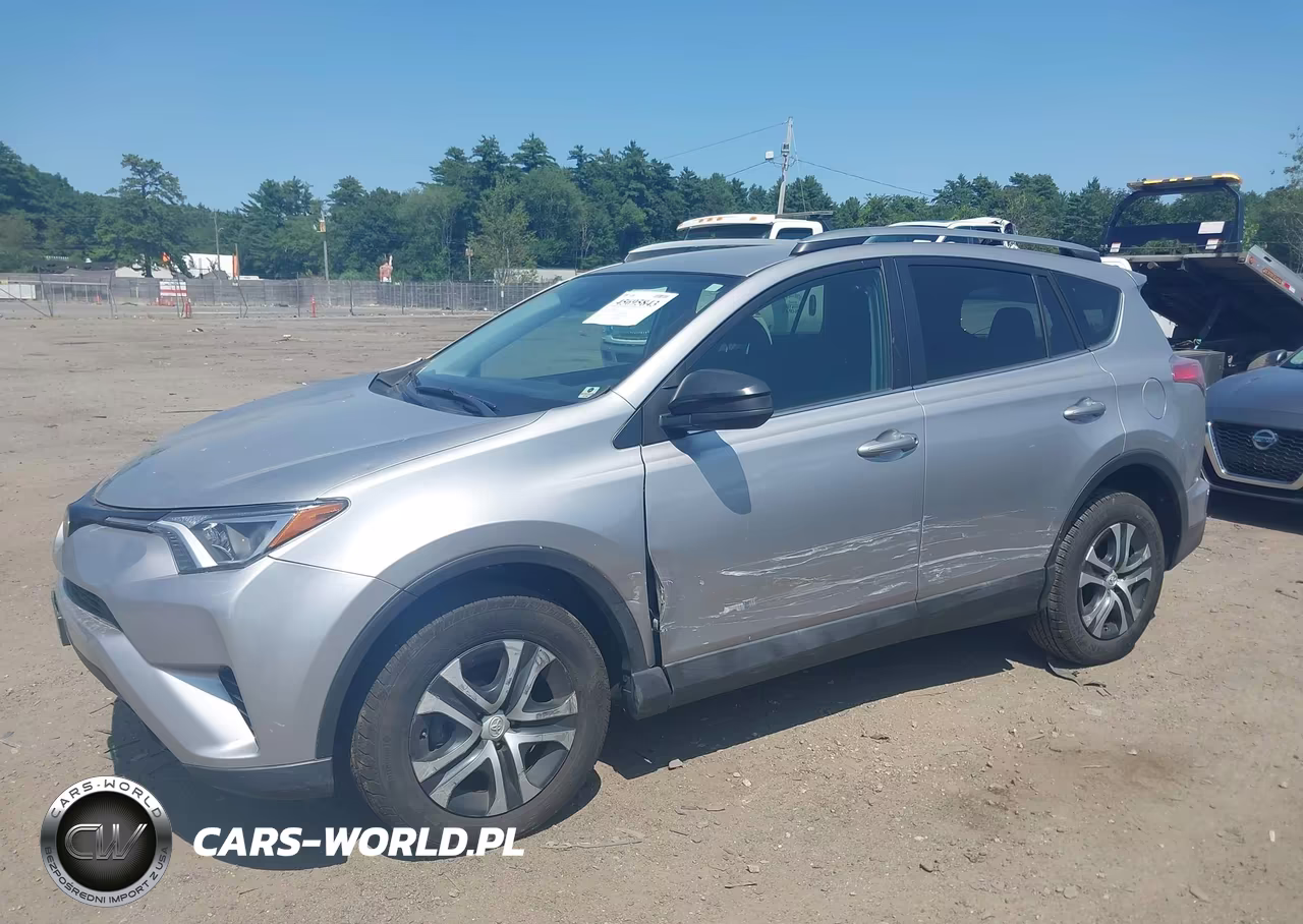 2017 Toyota Rav4 Le VIN:2T3BFREV2HW590581 - 17