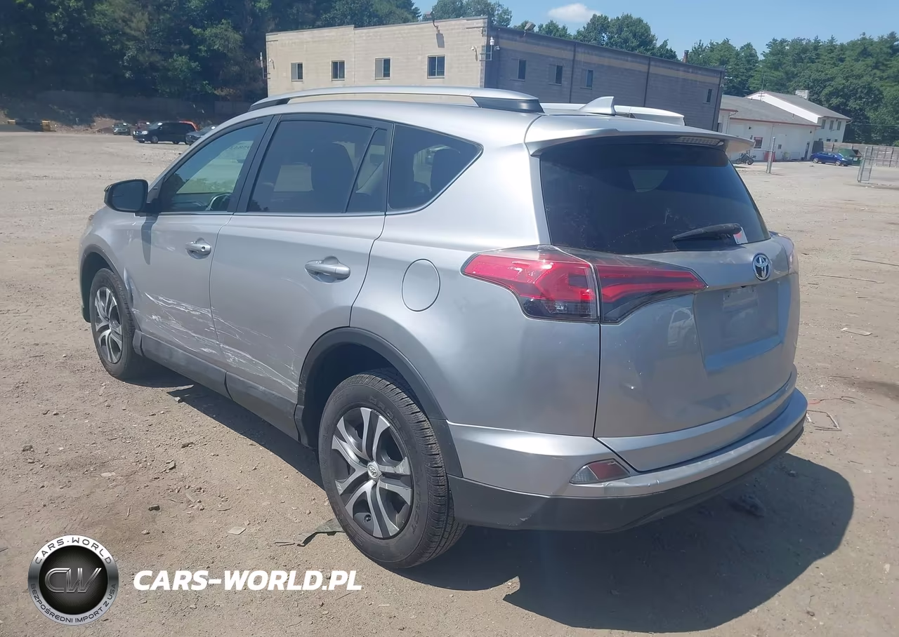 2017 Toyota Rav4 Le VIN:2T3BFREV2HW590581 - 3