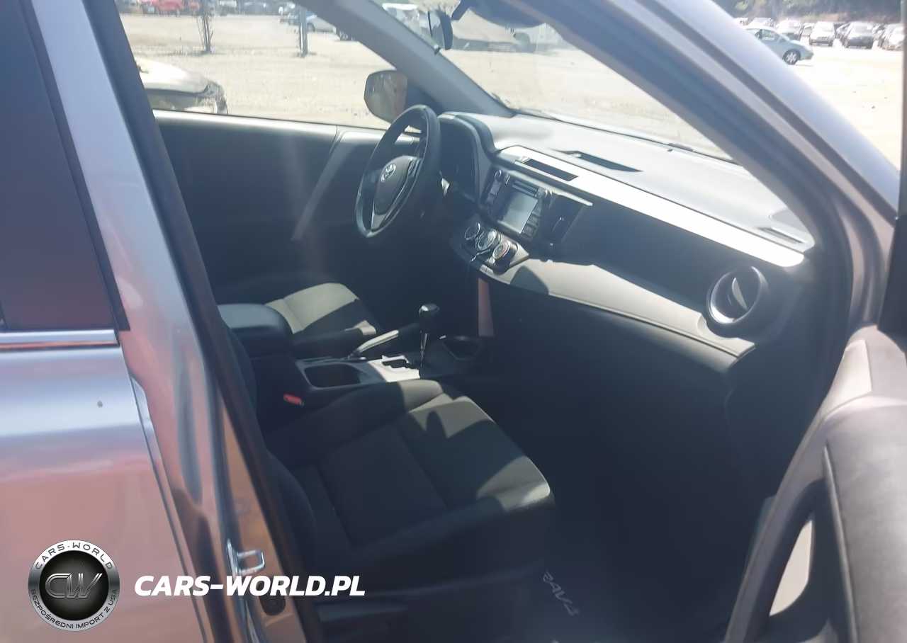 2017 Toyota Rav4 Le VIN:2T3BFREV2HW590581 - 5
