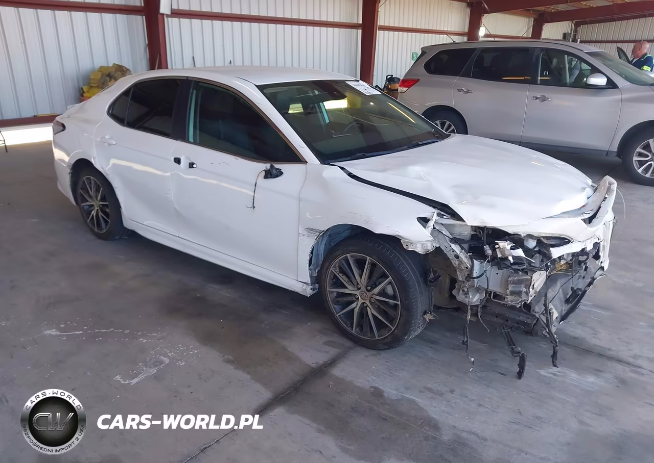 2022 Toyota Camry Se – zdjęcie 1 z 17