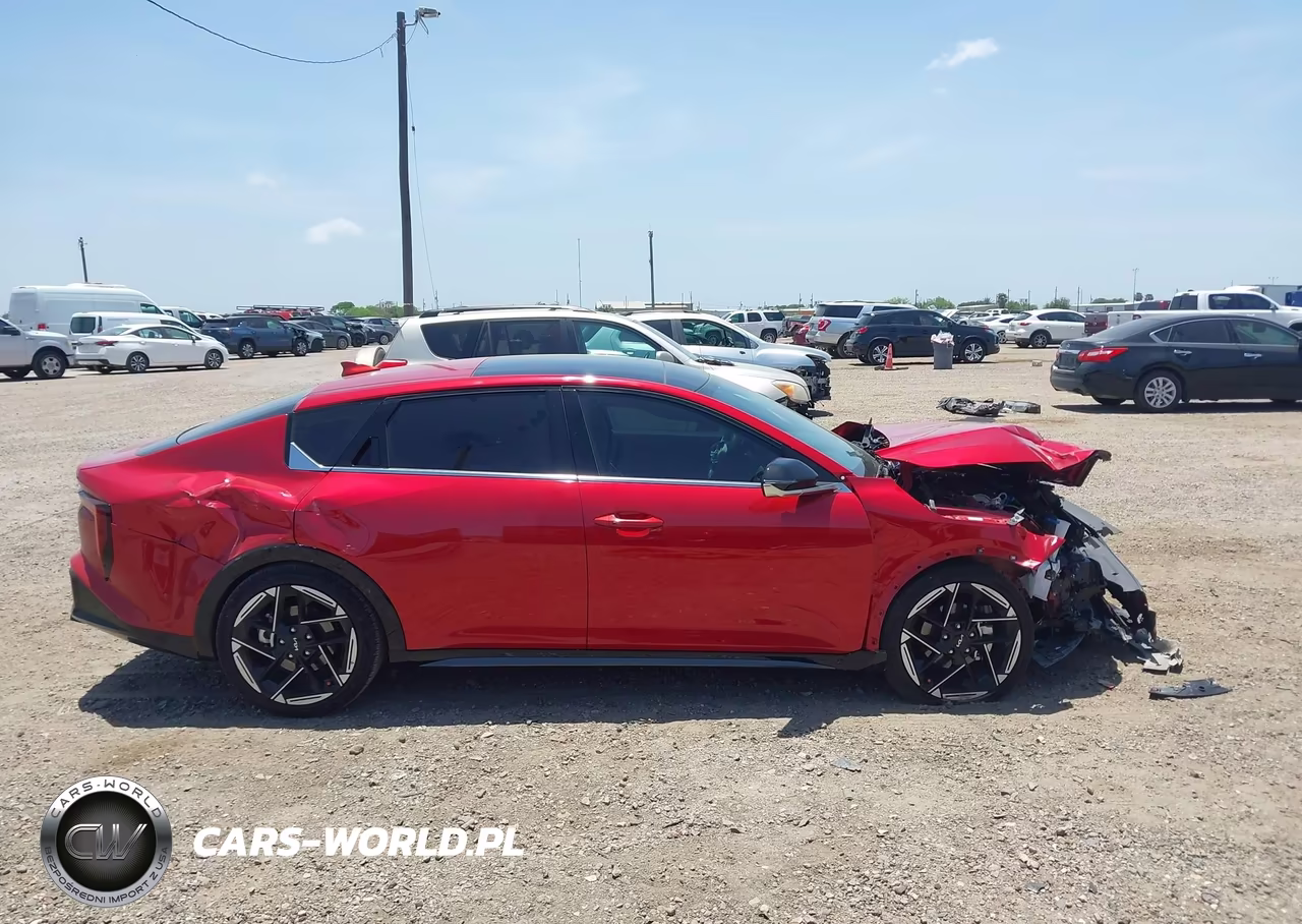 2026 Kia K4 Gt-Line VIN:3KPFW4DE4TE299882 - 13