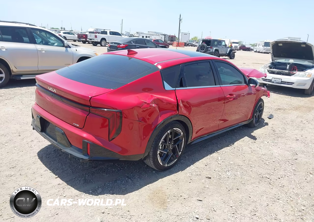 2026 Kia K4 Gt-Line VIN:3KPFW4DE4TE299882 - 4